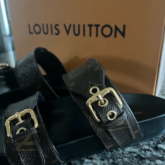 Louis Vuitton monogram sandals - Picture 3 of 8